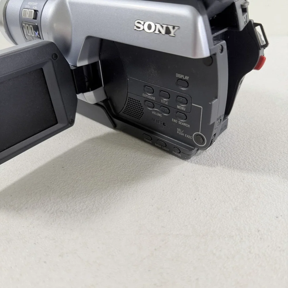 Sony Digital Handycam DCR-TRV250 Nightshot FOR PARTS/REPAIR Read Description